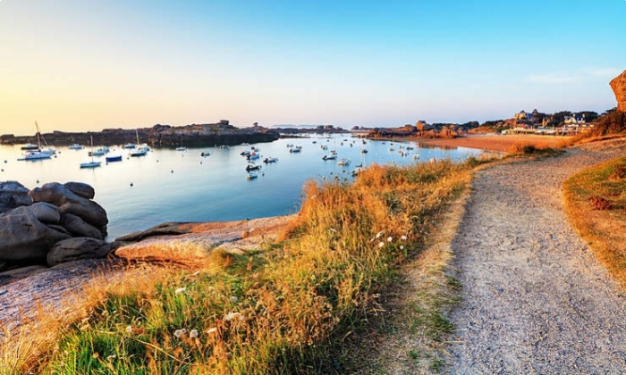 GR34 - C&ocirc;te de Granite Rose - Camping Cap de Br&eacute;hat